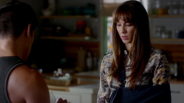 Pretty_Little_Liars_S07E12_WEB-DL_720p_DUAL_WWW_COMANDOTORRENTS_COM_0642.jpg