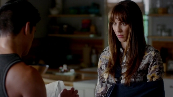 Pretty_Little_Liars_S07E12_WEB-DL_720p_DUAL_WWW_COMANDOTORRENTS_COM_0643.jpg