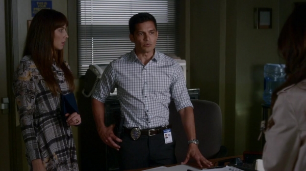 Pretty_Little_Liars_S07E12_WEB-DL_720p_DUAL_WWW_COMANDOTORRENTS_COM_1214.jpg