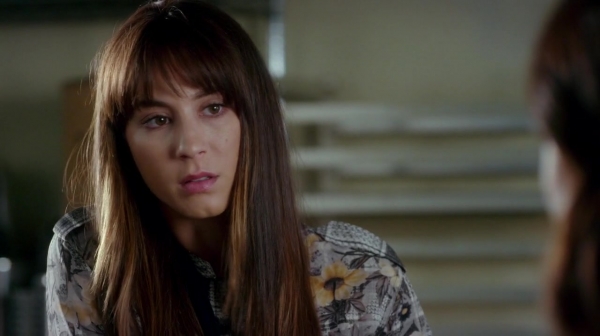 Pretty_Little_Liars_S07E12_WEB-DL_720p_DUAL_WWW_COMANDOTORRENTS_COM_1404.jpg