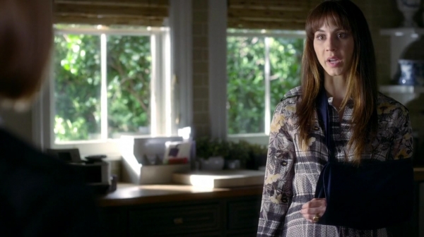 Pretty_Little_Liars_S07E12_WEB-DL_720p_DUAL_WWW_COMANDOTORRENTS_COM_1514.jpg