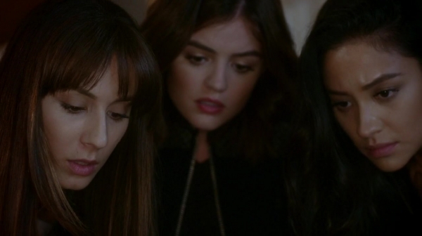 Pretty_Little_Liars_S07E12_WEB-DL_720p_DUAL_WWW_COMANDOTORRENTS_COM_2401.jpg