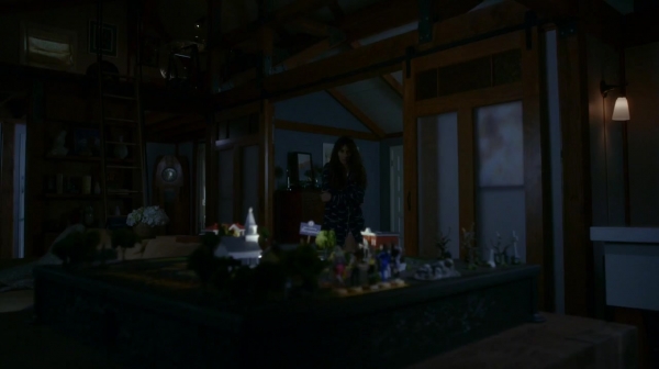 Pretty_Little_Liars_S07E13_WEB-DL_720p_DUAL_WWW_COMANDOTORRENTS_COM_0064.jpg