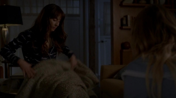 Pretty_Little_Liars_S07E13_WEB-DL_720p_DUAL_WWW_COMANDOTORRENTS_COM_0160.jpg