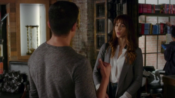 Pretty_Little_Liars_S07E13_WEB-DL_720p_DUAL_WWW_COMANDOTORRENTS_COM_0343.jpg