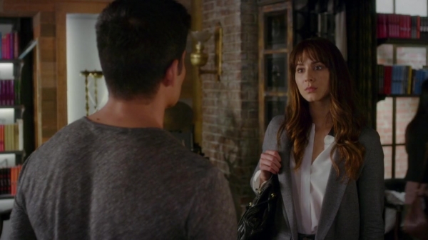 Pretty_Little_Liars_S07E13_WEB-DL_720p_DUAL_WWW_COMANDOTORRENTS_COM_0354.jpg
