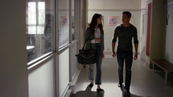 Pretty_Little_Liars_S07E13_WEB-DL_720p_DUAL_WWW_COMANDOTORRENTS_COM_0708.jpg