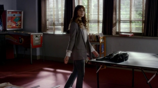 Pretty_Little_Liars_S07E13_WEB-DL_720p_DUAL_WWW_COMANDOTORRENTS_COM_0727.jpg