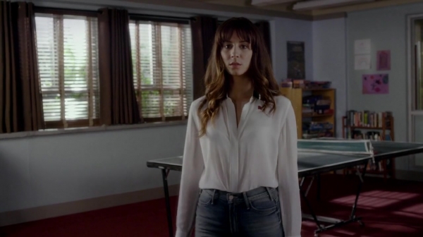 Pretty_Little_Liars_S07E13_WEB-DL_720p_DUAL_WWW_COMANDOTORRENTS_COM_1190.jpg