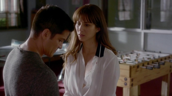 Pretty_Little_Liars_S07E13_WEB-DL_720p_DUAL_WWW_COMANDOTORRENTS_COM_1560.jpg