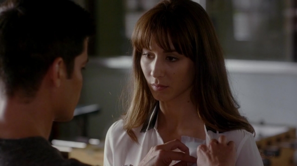 Pretty_Little_Liars_S07E13_WEB-DL_720p_DUAL_WWW_COMANDOTORRENTS_COM_1590.jpg