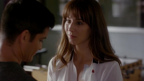 Pretty_Little_Liars_S07E13_WEB-DL_720p_DUAL_WWW_COMANDOTORRENTS_COM_1610.jpg