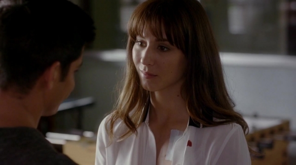 Pretty_Little_Liars_S07E13_WEB-DL_720p_DUAL_WWW_COMANDOTORRENTS_COM_1611.jpg