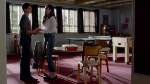 Pretty_Little_Liars_S07E13_WEB-DL_720p_DUAL_WWW_COMANDOTORRENTS_COM_1622.jpg