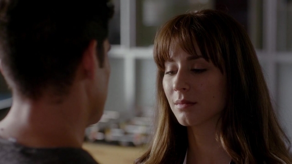Pretty_Little_Liars_S07E13_WEB-DL_720p_DUAL_WWW_COMANDOTORRENTS_COM_1634.jpg