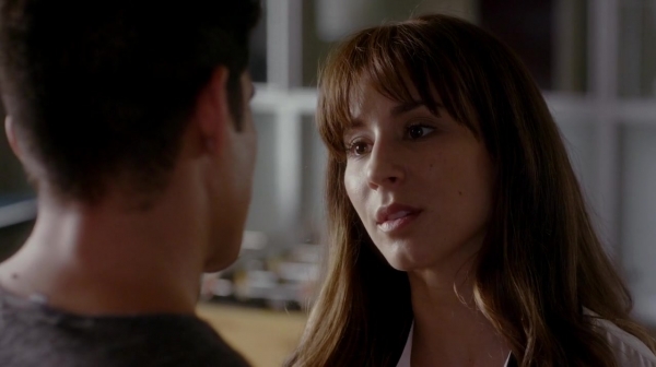 Pretty_Little_Liars_S07E13_WEB-DL_720p_DUAL_WWW_COMANDOTORRENTS_COM_1648.jpg