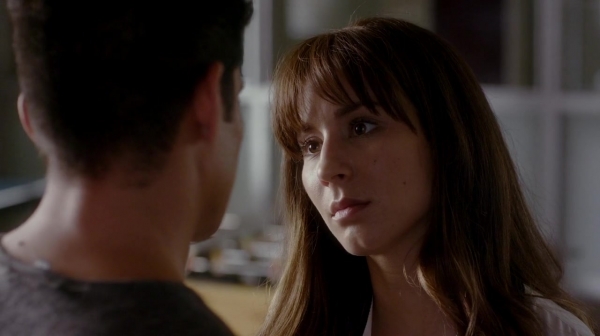 Pretty_Little_Liars_S07E13_WEB-DL_720p_DUAL_WWW_COMANDOTORRENTS_COM_1663.jpg