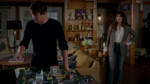 Pretty_Little_Liars_S07E13_WEB-DL_720p_DUAL_WWW_COMANDOTORRENTS_COM_1848.jpg