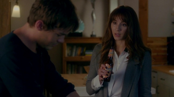 Pretty_Little_Liars_S07E13_WEB-DL_720p_DUAL_WWW_COMANDOTORRENTS_COM_1911.jpg