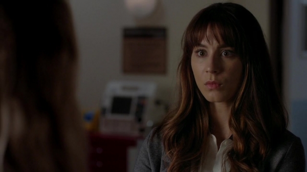 Pretty_Little_Liars_S07E13_WEB-DL_720p_DUAL_WWW_COMANDOTORRENTS_COM_2247.jpg
