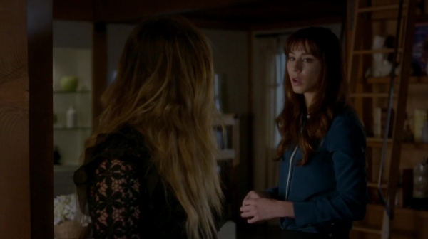 Pretty_Little_Liars_S07E14_WEB-DL_720p_DUAL_WWW_COMANDOTORRENTS_COM_0878.jpg