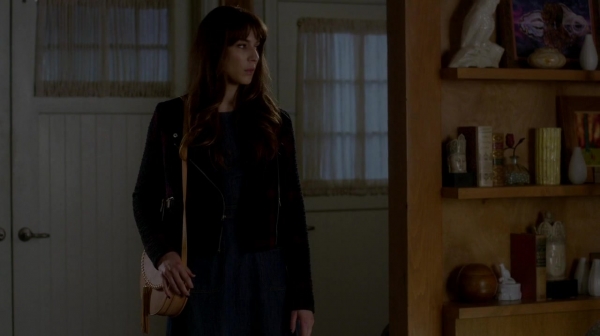 Pretty_Little_Liars_S07E14_WEB-DL_720p_DUAL_WWW_COMANDOTORRENTS_COM_2053.jpg