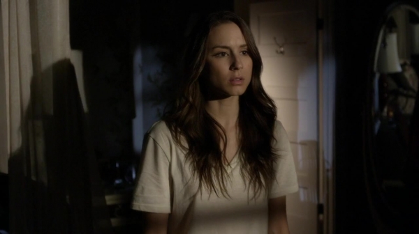 Pretty_Little_Liars_S07E14_WEB-DL_720p_DUAL_WWW_COMANDOTORRENTS_COM_2102.jpg