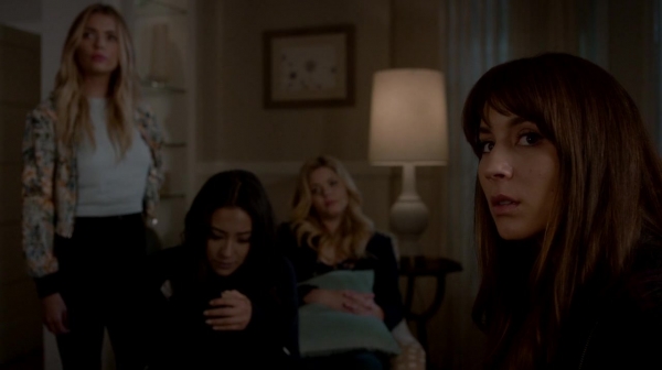 Pretty_Little_Liars_S07E14_WEB-DL_720p_DUAL_WWW_COMANDOTORRENTS_COM_2268.jpg
