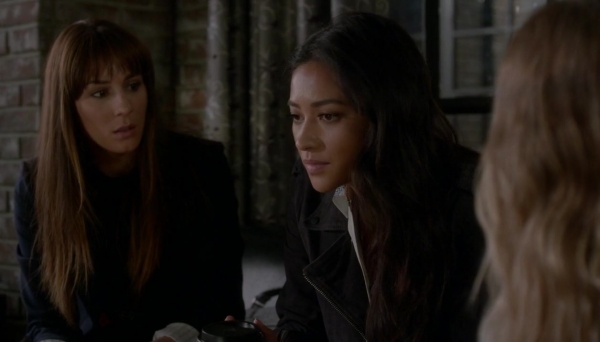 Pretty_Little_Liars_S07E15_WEB-DL_720p_DUAL_WWW_COMANDOTORRENTS_COM_0187.jpg