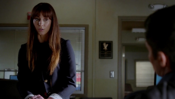 Pretty_Little_Liars_S07E15_WEB-DL_720p_DUAL_WWW_COMANDOTORRENTS_COM_0304.jpg