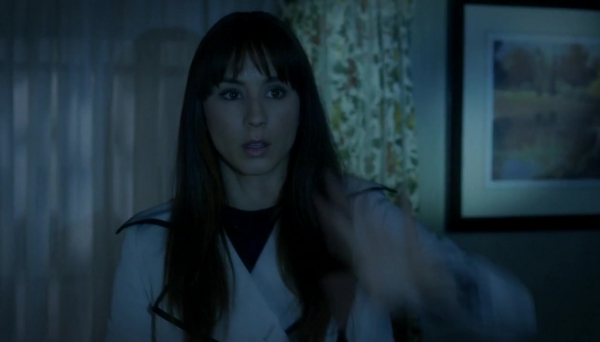 Pretty_Little_Liars_S07E15_WEB-DL_720p_DUAL_WWW_COMANDOTORRENTS_COM_1752.jpg
