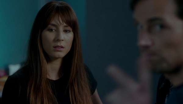 Pretty_Little_Liars_S07E15_WEB-DL_720p_DUAL_WWW_COMANDOTORRENTS_COM_2188.jpg