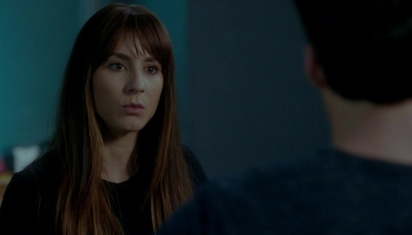 Pretty_Little_Liars_S07E15_WEB-DL_720p_DUAL_WWW_COMANDOTORRENTS_COM_2189.jpg