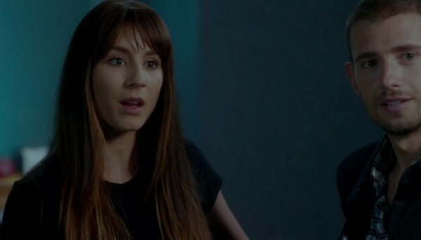 Pretty_Little_Liars_S07E15_WEB-DL_720p_DUAL_WWW_COMANDOTORRENTS_COM_2201.jpg