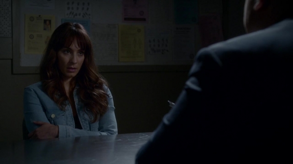 Pretty_Little_Liars_S07E16_WEB-DL_720p_DUAL_WWW_COMANDOTORRENTS_COM_0054.jpg