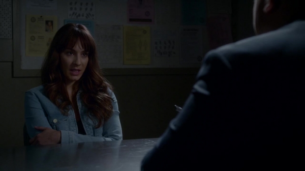 Pretty_Little_Liars_S07E16_WEB-DL_720p_DUAL_WWW_COMANDOTORRENTS_COM_0056.jpg