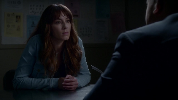 Pretty_Little_Liars_S07E16_WEB-DL_720p_DUAL_WWW_COMANDOTORRENTS_COM_0079.jpg