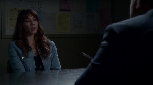 Pretty_Little_Liars_S07E16_WEB-DL_720p_DUAL_WWW_COMANDOTORRENTS_COM_0082.jpg