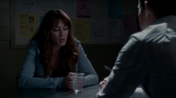 Pretty_Little_Liars_S07E16_WEB-DL_720p_DUAL_WWW_COMANDOTORRENTS_COM_0138.jpg