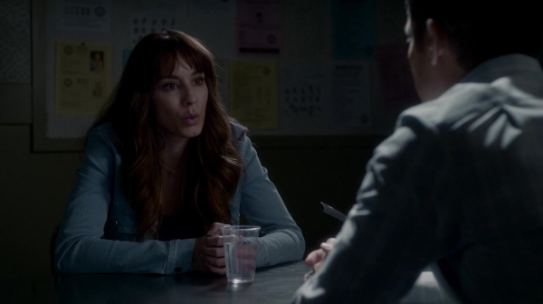 Pretty_Little_Liars_S07E16_WEB-DL_720p_DUAL_WWW_COMANDOTORRENTS_COM_0145.jpg