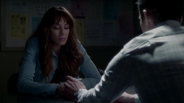 Pretty_Little_Liars_S07E16_WEB-DL_720p_DUAL_WWW_COMANDOTORRENTS_COM_0183.jpg
