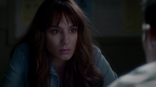 Pretty_Little_Liars_S07E16_WEB-DL_720p_DUAL_WWW_COMANDOTORRENTS_COM_0187.jpg