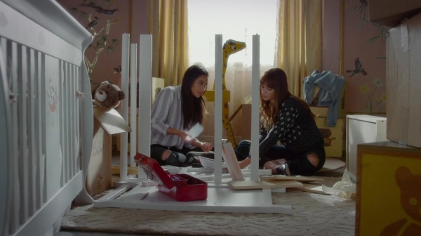 Pretty_Little_Liars_S07E16_WEB-DL_720p_DUAL_WWW_COMANDOTORRENTS_COM_0604.jpg