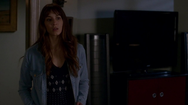 Pretty_Little_Liars_S07E16_WEB-DL_720p_DUAL_WWW_COMANDOTORRENTS_COM_0829.jpg