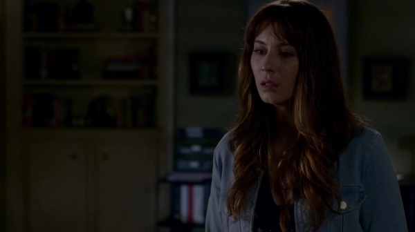 Pretty_Little_Liars_S07E16_WEB-DL_720p_DUAL_WWW_COMANDOTORRENTS_COM_0951.jpg