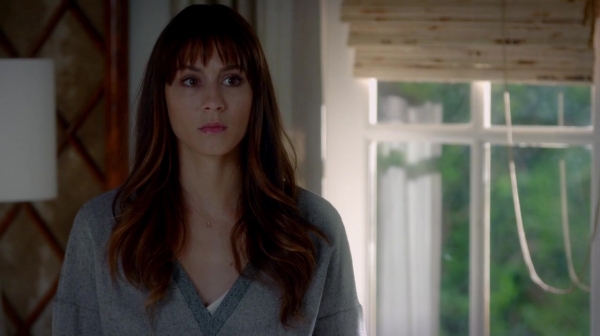 Pretty_Little_Liars_S07E16_WEB-DL_720p_DUAL_WWW_COMANDOTORRENTS_COM_1246.jpg