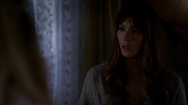 Pretty_Little_Liars_S07E16_WEB-DL_720p_DUAL_WWW_COMANDOTORRENTS_COM_1605.jpg