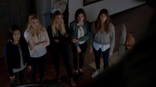 Pretty_Little_Liars_S07E16_WEB-DL_720p_DUAL_WWW_COMANDOTORRENTS_COM_1887.jpg