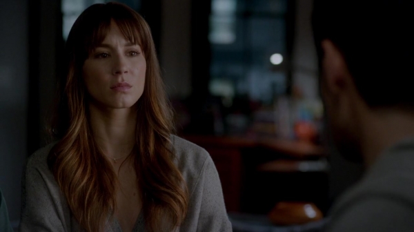 Pretty_Little_Liars_S07E16_WEB-DL_720p_DUAL_WWW_COMANDOTORRENTS_COM_1969.jpg