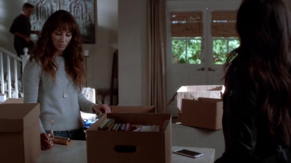 Pretty_Little_Liars_S07E17_WEB-DL_720p_DUAL_WWW_COMANDOTORRENTS_COM_0352.jpg